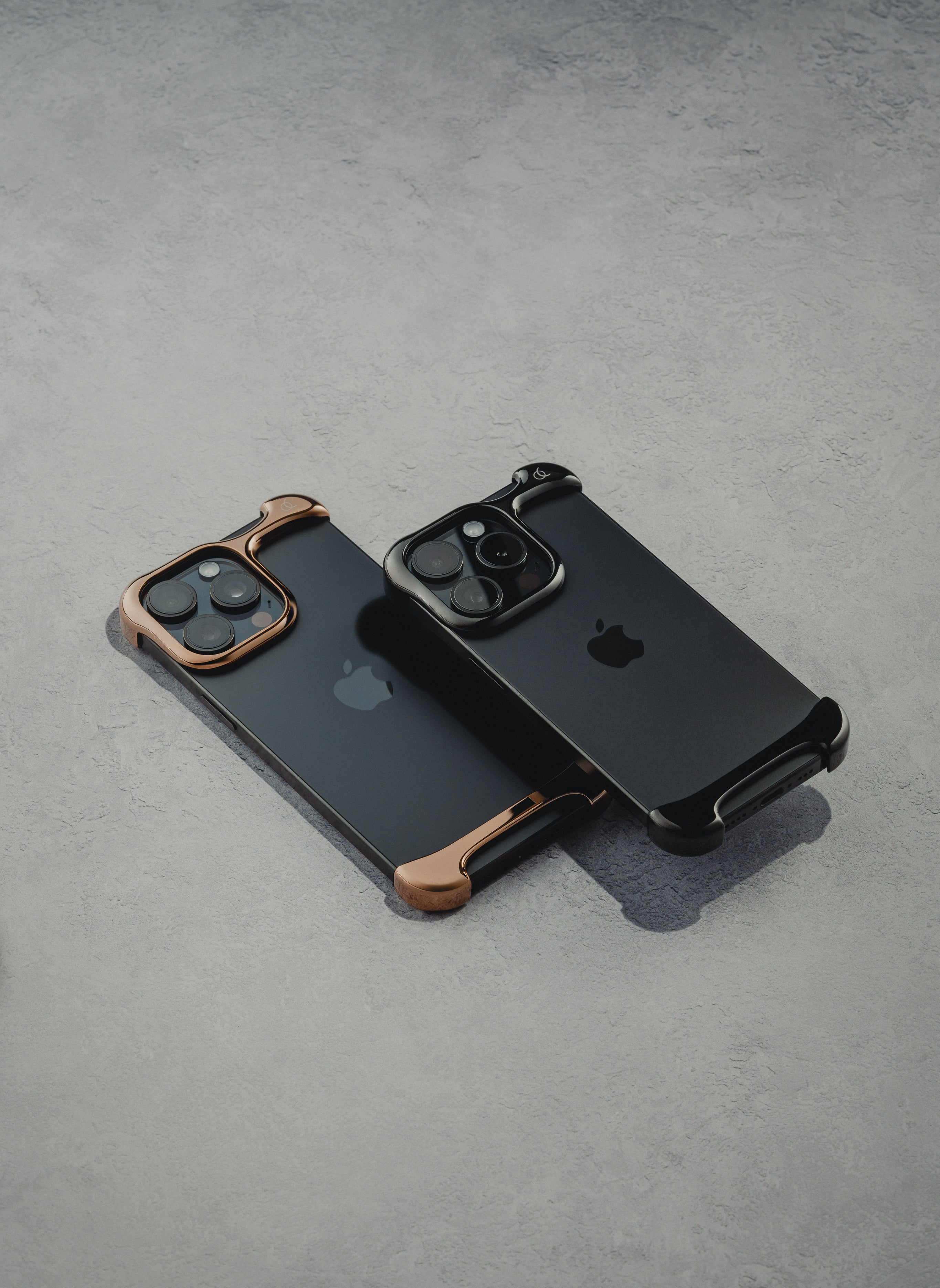 LISA ARC PHONECASE ブラック iPhone 15 Pro Arc Pulse x Lisa for iPhone 15 Pro